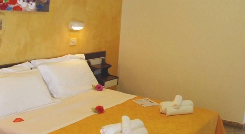 Imagen de la habitación del Hotel Hollywood, Rimini. Foto 4