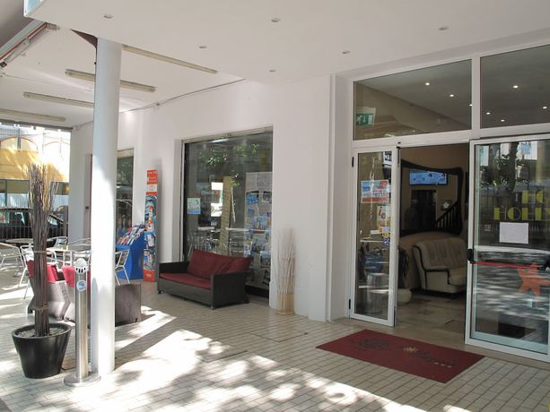 Imagen de los interiores del Hotel Hollywood, Rimini. Foto 17