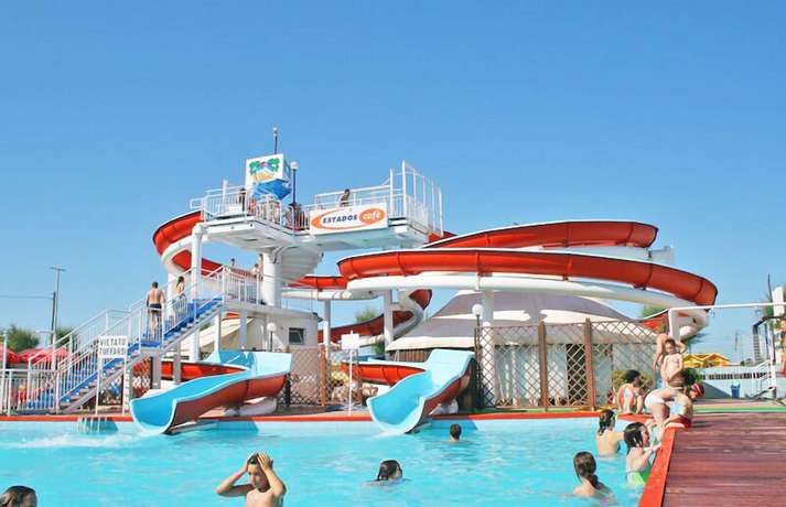 Imagen de la piscina del Hotel Hollywood, Rimini. Foto 20