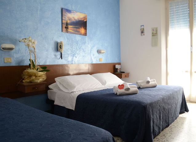 Imagen de la habitación del Hotel Hollywood, Rimini. Foto 16