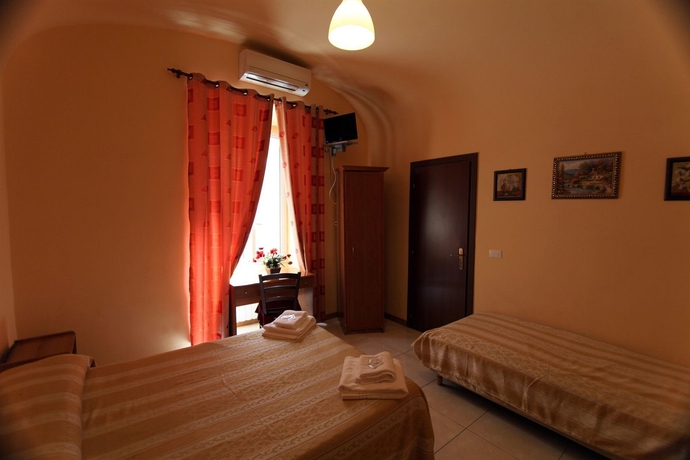 Imagen de la habitación del Hotel Hollywood Roma. Foto 4