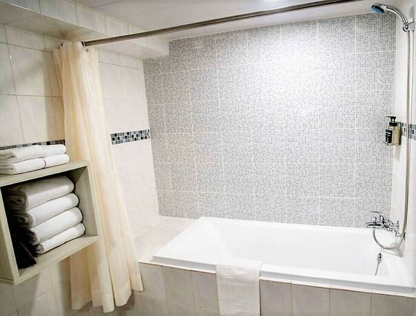 Imagen general del Hotel Holo. Foto 9