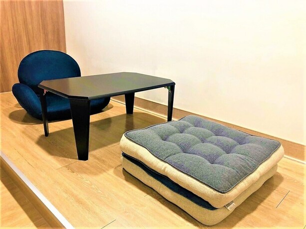 Imagen de la habitación del Hotel Holo. Foto 21