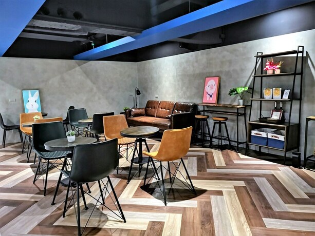 Imagen de los interiores del Hotel Holo. Foto 34