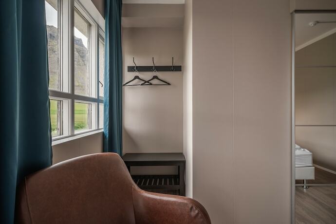 Imagen general del Hotel Holt Inn. Foto 2