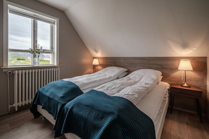 Imagen de la habitación del Hotel Holt Inn. Foto 17