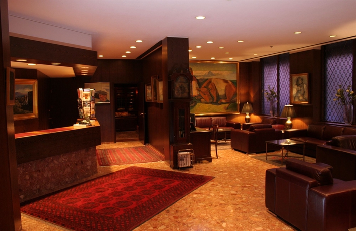 Imagen de los interiores del Hotel Holt - The Art. Foto 14
