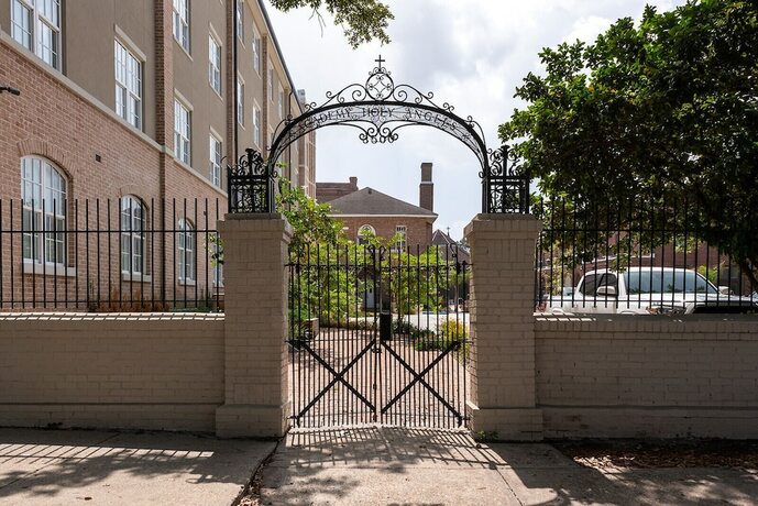 Imagen general del Hotel Holy Angels Bywater And Residences. Foto 6