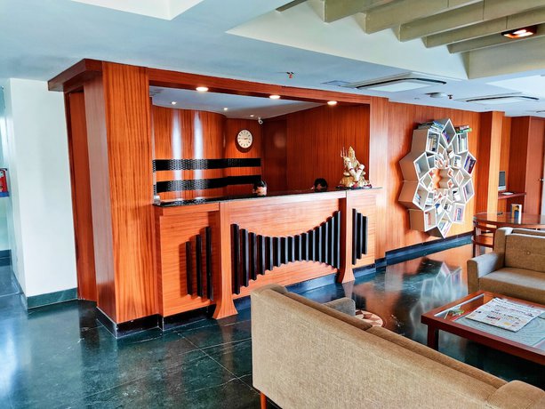 Imagen de los interiores del Hotel Holy River. Foto 16