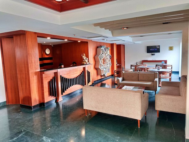 Imagen de los interiores del Hotel Holy River. Foto 19