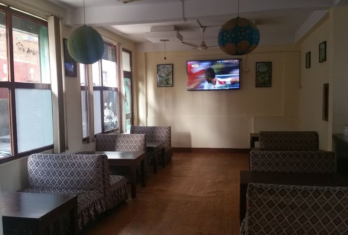 Imagen de los interiores del Hotel Holy Temple Tree and Chautari Cafe. Foto 19