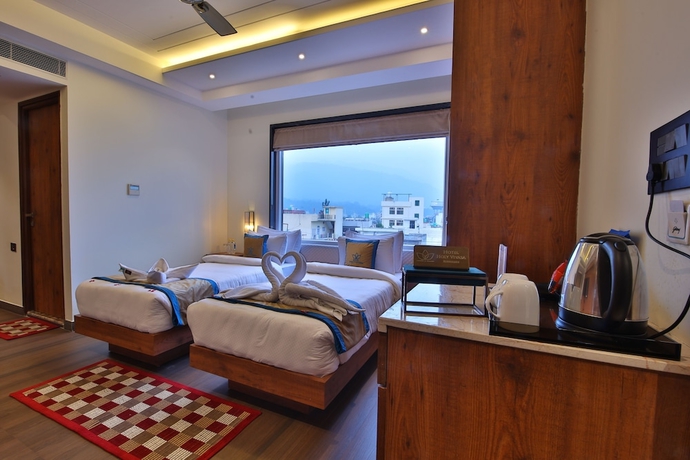 Imagen de la habitación del Hotel Holy Vivasa. Foto 9