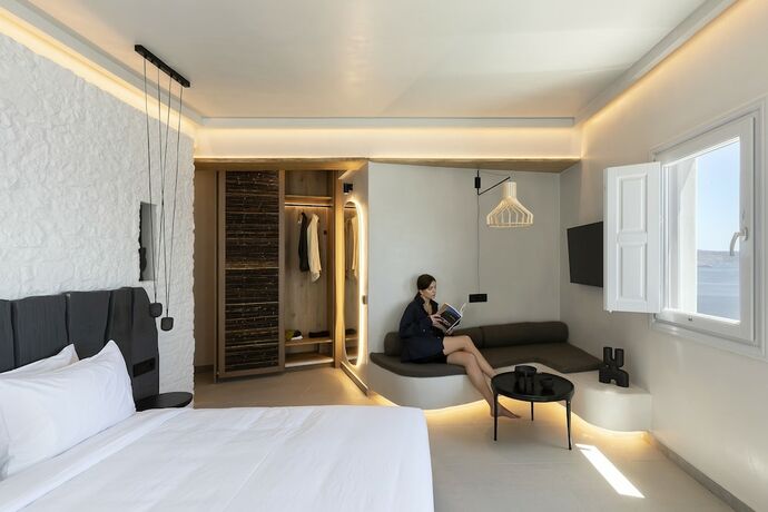 Imagen de la habitación del Hotel Hom Santorini. Foto 13