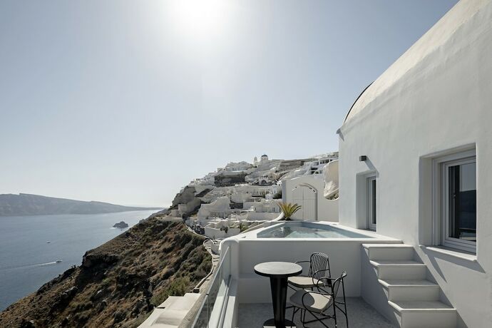 Imagen de la habitación del Hotel Hom Santorini. Foto 17