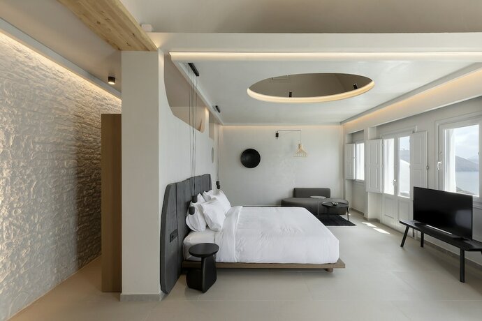 Imagen de la habitación del Hotel Hom Santorini. Foto 18