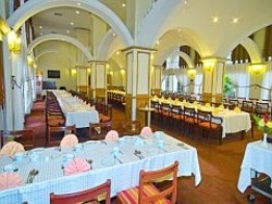 Imagen del bar/restaurante del Hotel Homa 2. Foto 2