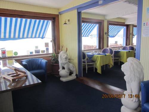 Imagen de la habitación del Hotel Homard Bleu. Foto 2