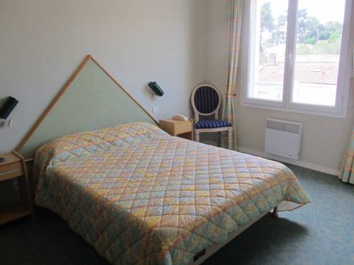 Imagen de la habitación del Hotel Homard Bleu. Foto 3