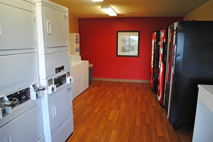 Imagen de los interiores del Hotel Home 1 Suites Extended Stay. Foto 15