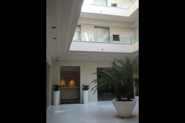 Imagen de los exteriores del Hotel Home 15 Residence. Foto 7