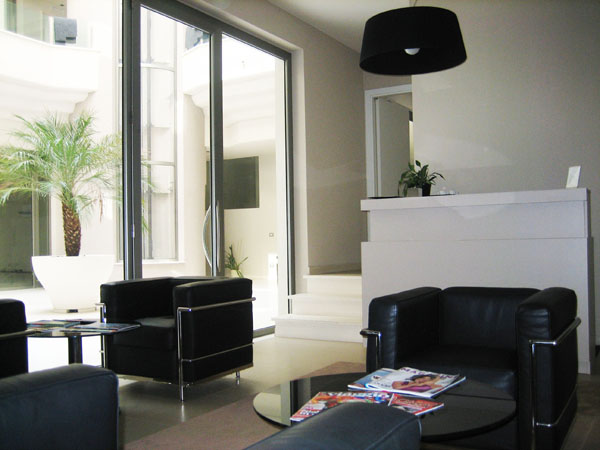 Imagen de los interiores del Hotel Home 15 Residence. Foto 11