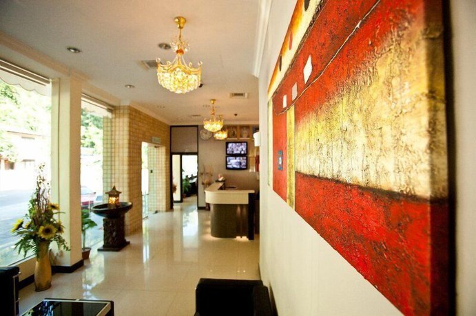 Imagen de los interiores del Hotel Home 2. Foto 14