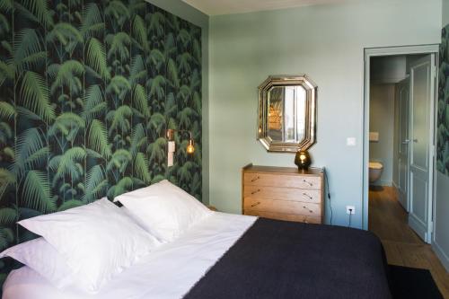 Imagen de la habitación del Hotel Home Arcachon. Foto 7