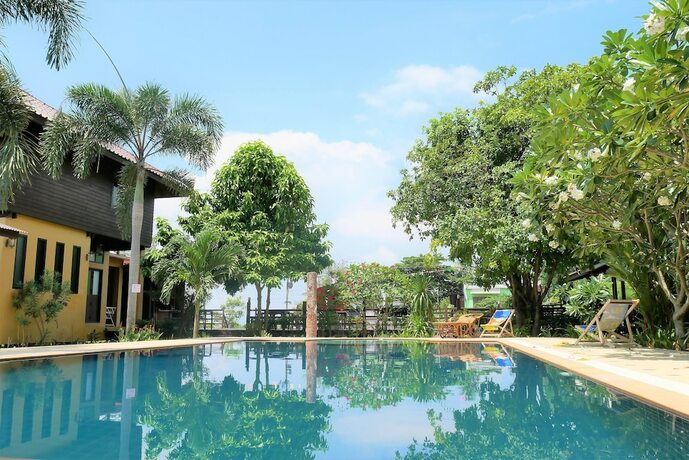 Imagen general del Hotel Home At Chan Resort. Foto 7