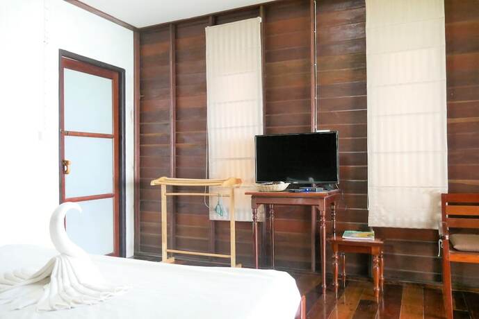 Imagen general del Hotel Home At Chan Resort. Foto 9