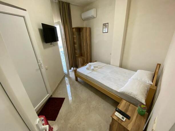 Imagen general del Hotel Home Away From Home. Foto 1