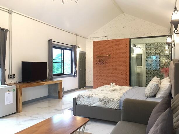 Imagen de la habitación del Hotel Home Ayutthaya. Foto 18