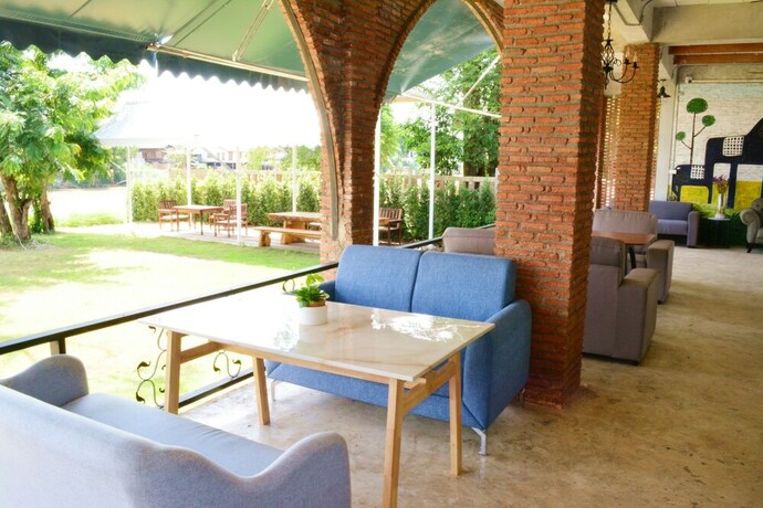 Imagen de los interiores del Hotel Home Ayutthaya. Foto 31