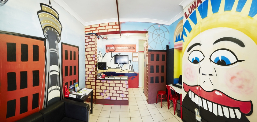 Imagen de los interiores del Hotel Home Backpackers, Sydney. Foto 12