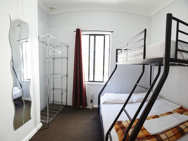 Imagen de la habitación del Hotel Home Backpackers, Sydney. Foto 4