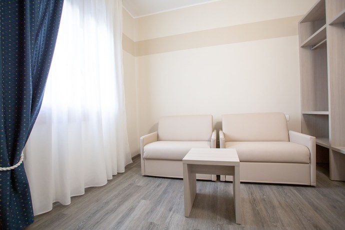 Imagen de la habitación del Hotel Home, Castelfranco Veneto. Foto 3
