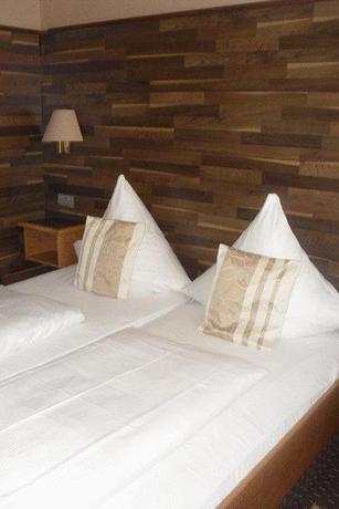 Imagen de la habitación del Hotel Home, Dortmund. Foto 5