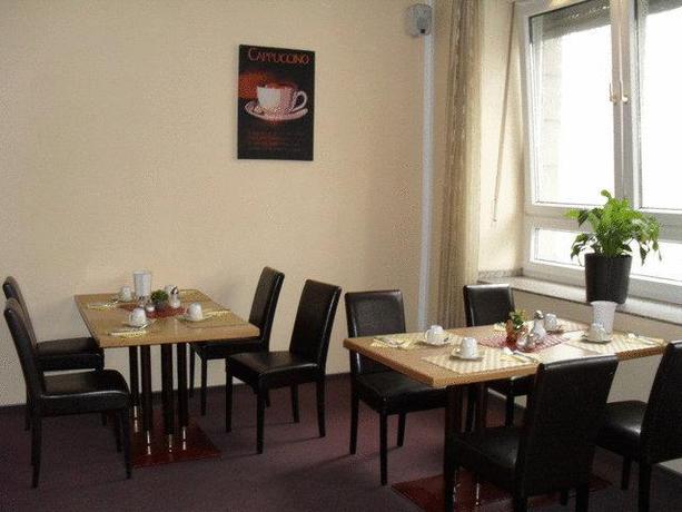 Imagen del bar/restaurante del Hotel Home, Dortmund. Foto 2