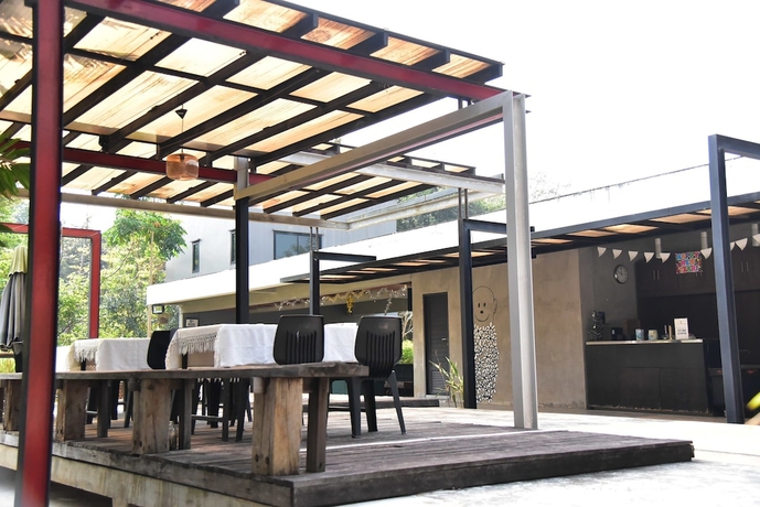 Imagen del bar/restaurante del Hotel Home Elements Khaoyai. Foto 2