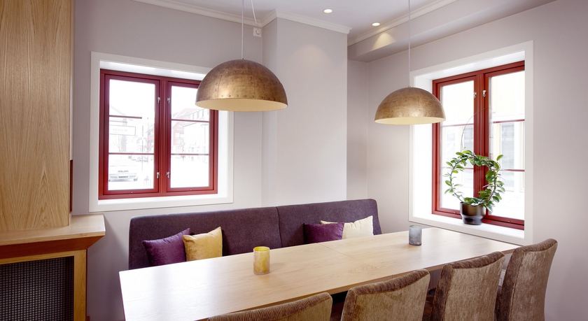 Imagen del bar/restaurante del Hotel Home Hammer. Foto 2