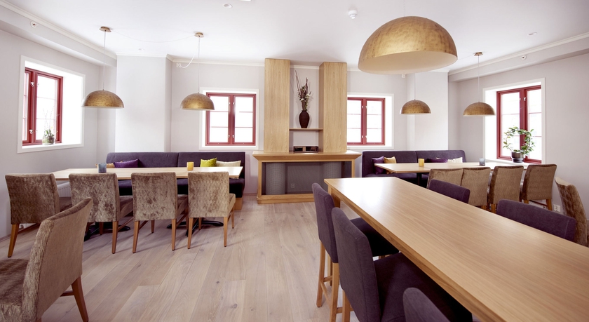 Imagen del bar/restaurante del Hotel Home Hammer. Foto 5