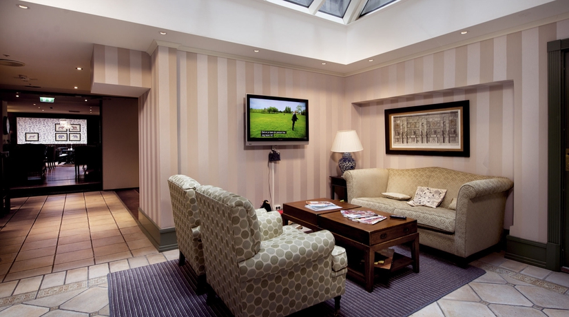 Imagen de los interiores del Hotel Home Hotel Bastion. Foto 14