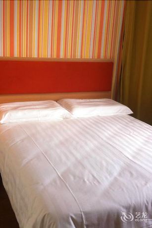 Imagen de la habitación del Hotel Home Inn Anshun Tashan Plaza. Foto 7