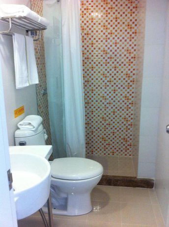Imagen de la habitación del Hotel Home Inn Anshun Tashan Plaza. Foto 15