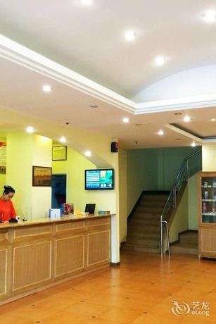 Imagen de la habitación del Hotel Home Inn Chongqing Beibei. Foto 6