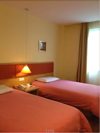 Imagen de la habitación del Hotel Home Inn Chongqing Beibei. Foto 7