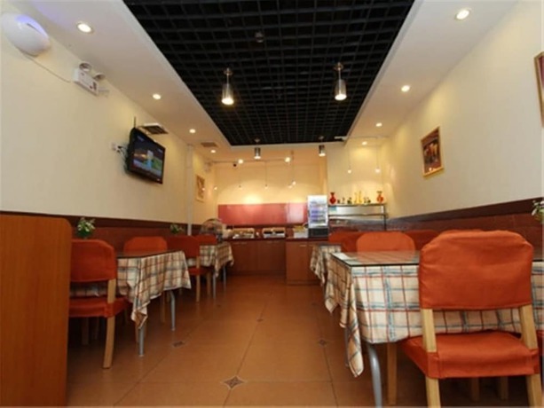 Imagen del bar/restaurante del Hotel Home Inn Dezhou Dongfeng Middle Road. Foto 3