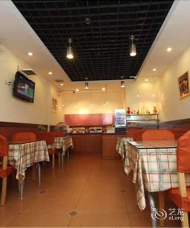 Imagen de los interiores del Hotel Home Inn Dezhou Dongfeng Middle Road. Foto 19