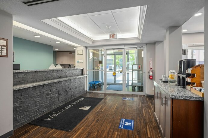 Imagen general del Hotel Home Inn Express - Medicine Hat. Foto 15