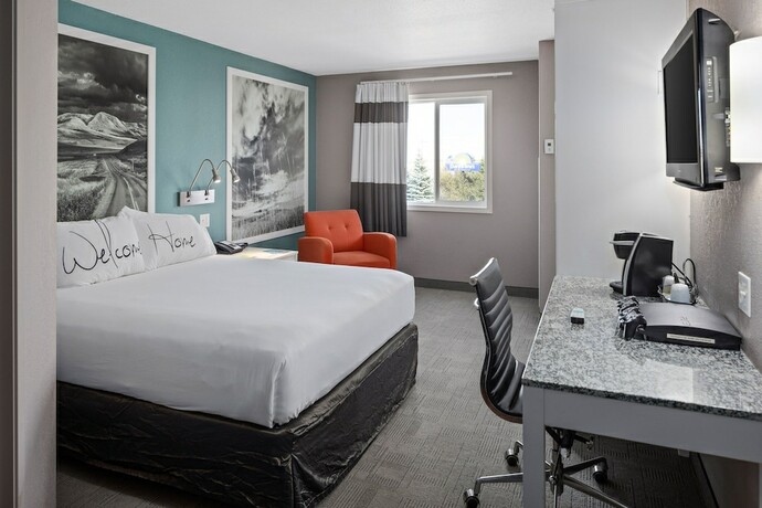 Imagen general del Hotel Home Inn Express - Medicine Hat. Foto 1