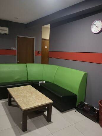 Imagen de los interiores del Hotel Home Inn. Foto 25
